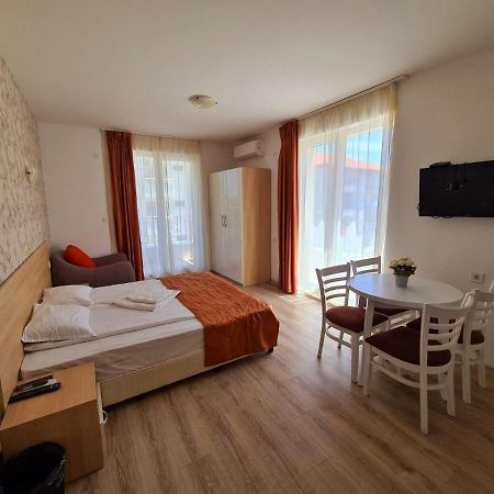 Mida Apartment Obzor Eksteriør bilde